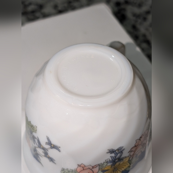 Arcopal France Tea Cups - Picture 4 of 6